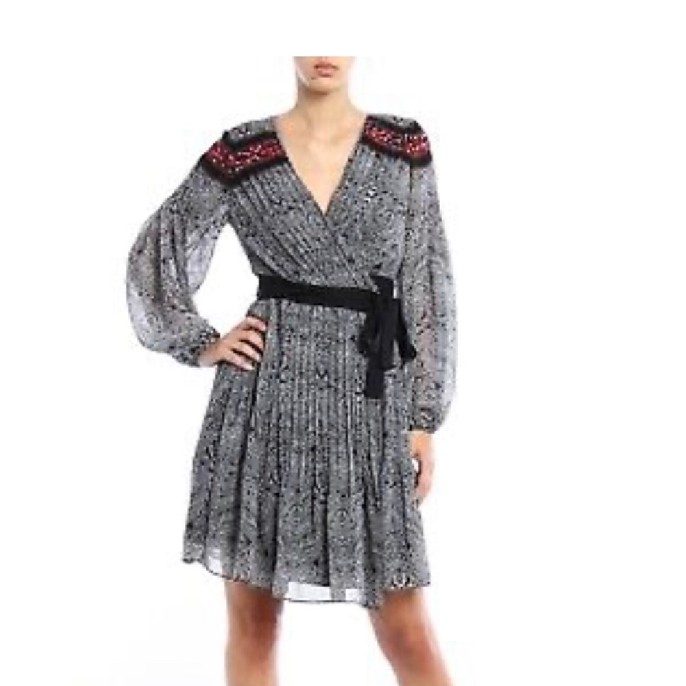 Diane Von Furstenberg Black and Red Patterned Dress